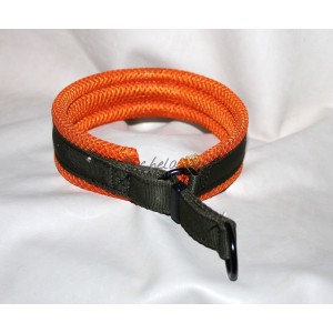 Collare in nylon con tessuto