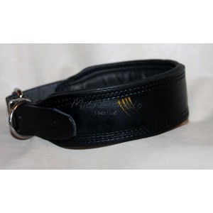 Leather collar