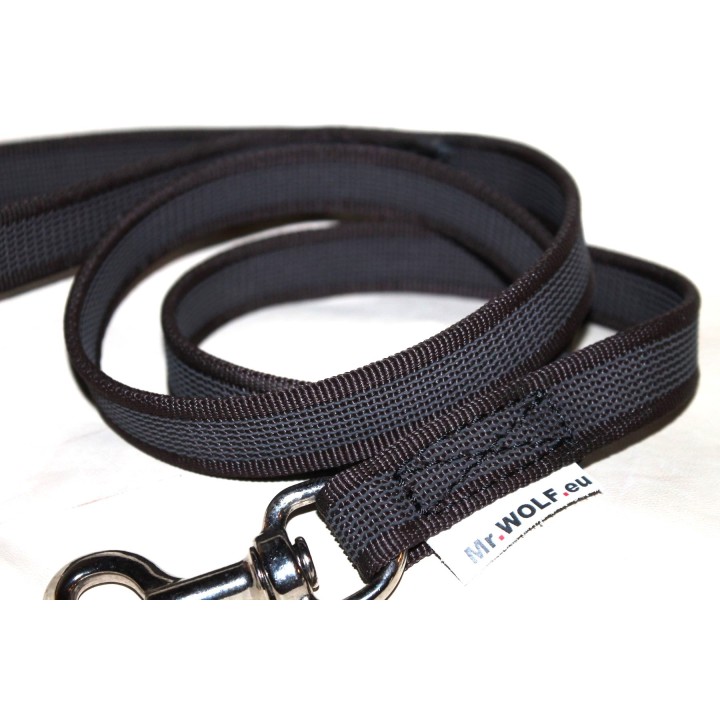 leash in rubberized nylon